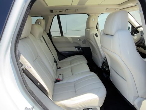 Used 2017 Land Rover Range Rover HSE AWD/4WD image 15