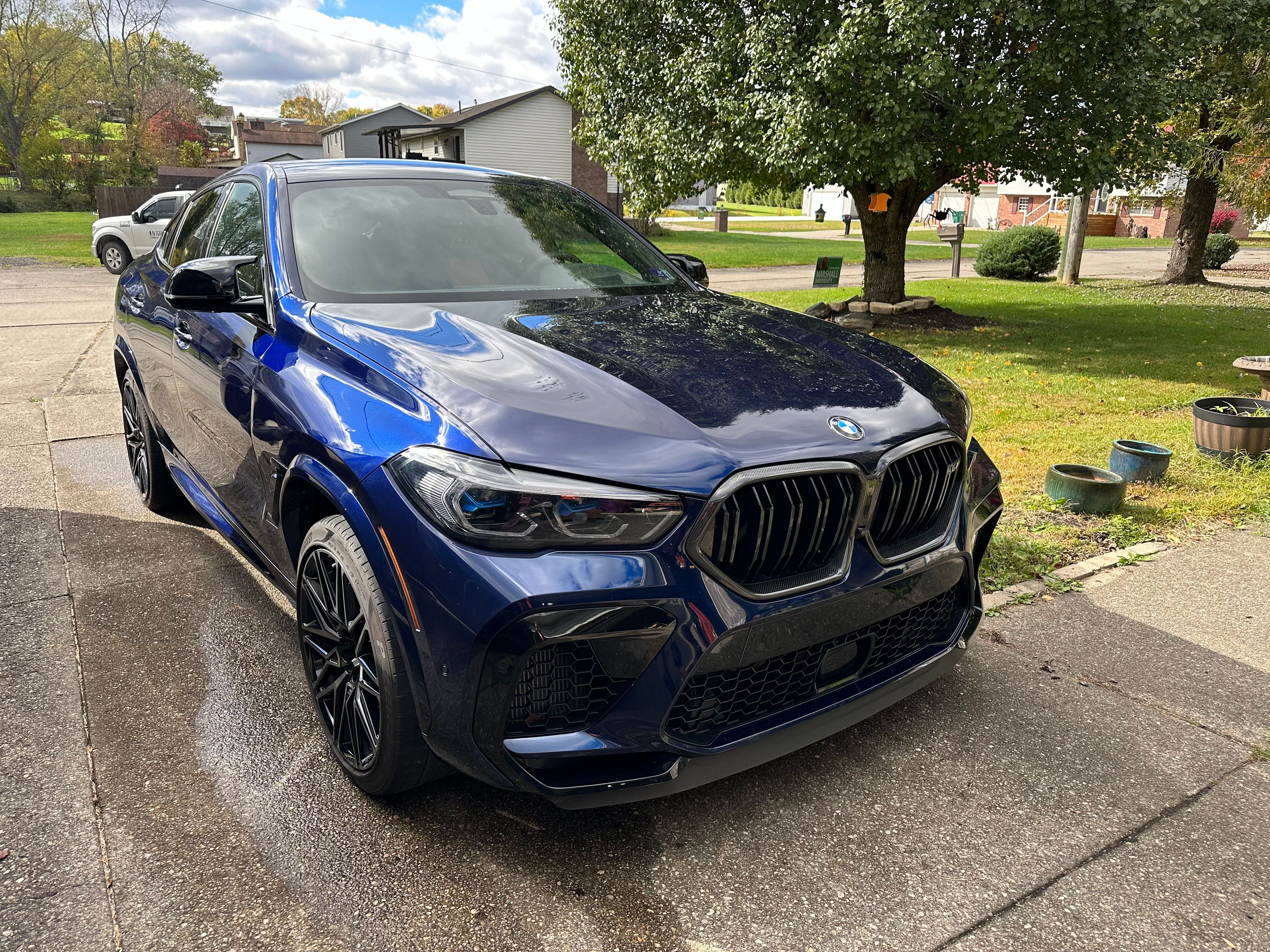Used 2022 BMW X6 M w/ Competition Package AWD/4WD image 2