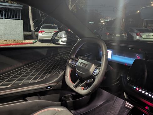 Used 2024 Dodge Charger Daytona Scat Pack w/ Plus Group image 9