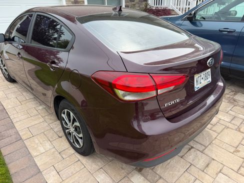 Used 2018 Kia Forte LX FWD image 8