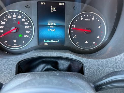 Used 2023 Mercedes-Benz Sprinter 2500 image 6