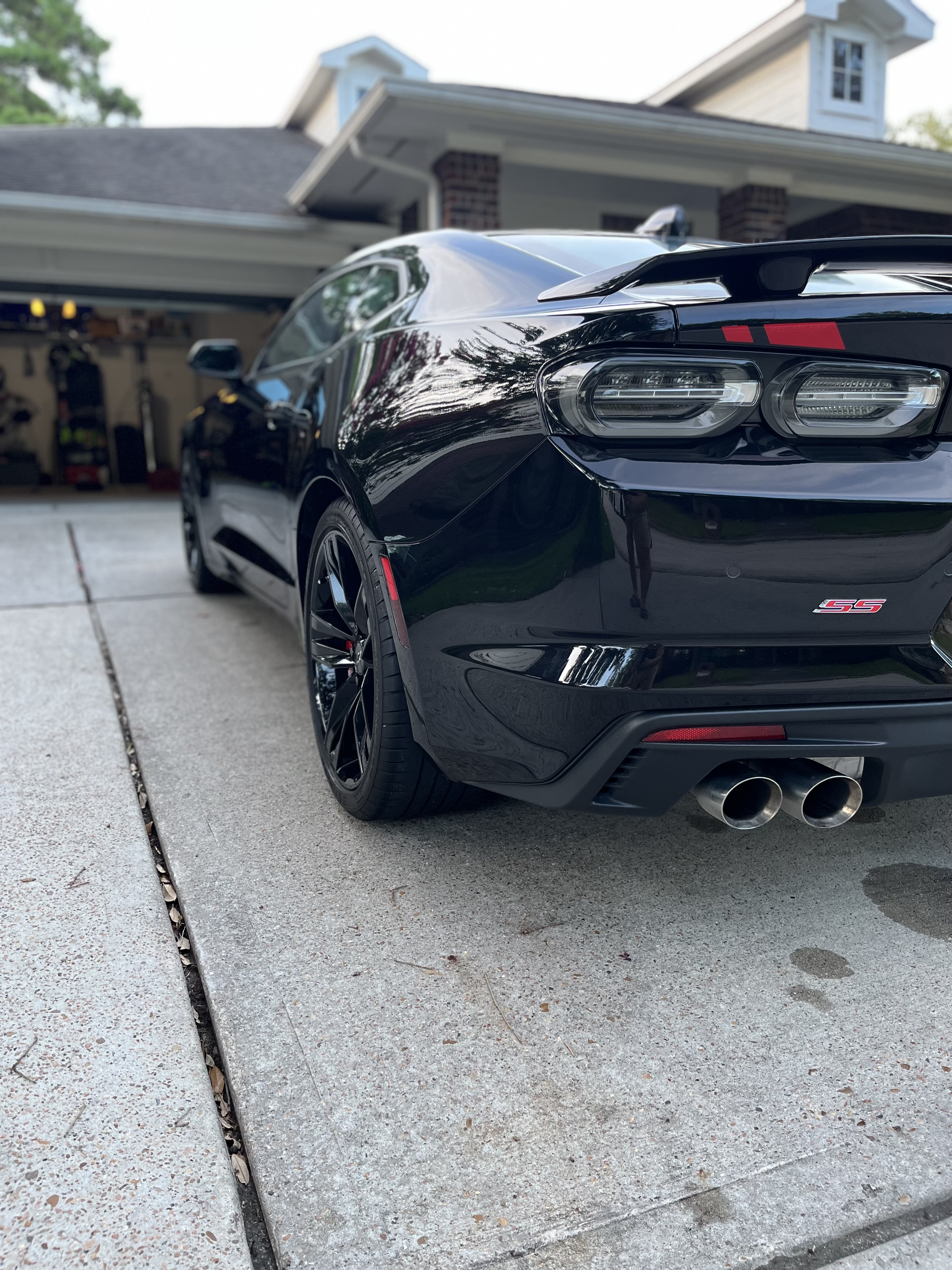 Used 2021 Chevrolet Camaro SS w/ Redline Edition RWD image 5