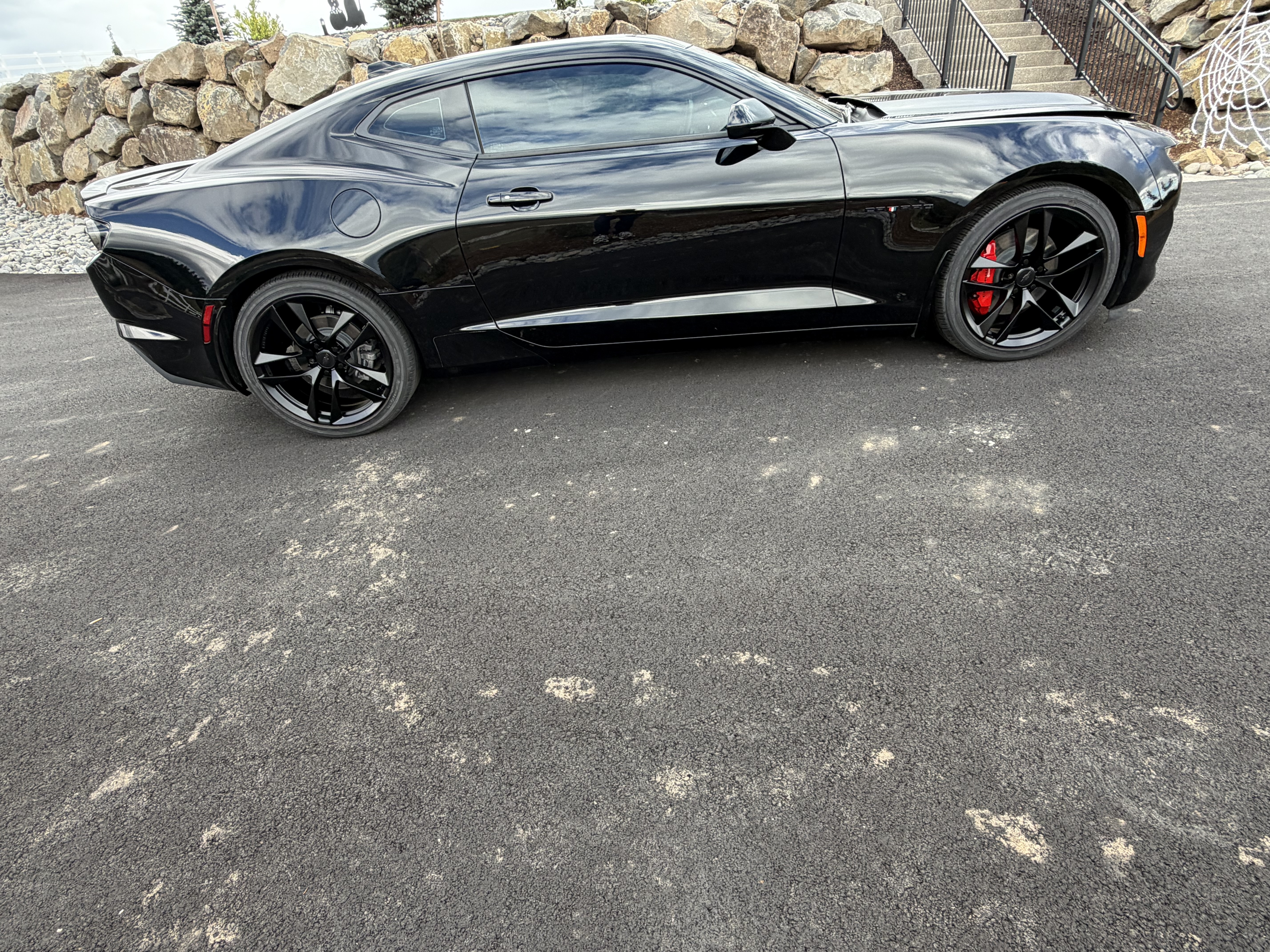 Used 2023 Chevrolet Camaro LT w/ RS Package RWD image 5