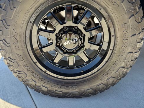 Used 2024 GMC Sierra 2500 Denali w/ Denali Reserve Package AWD/4WD image 10