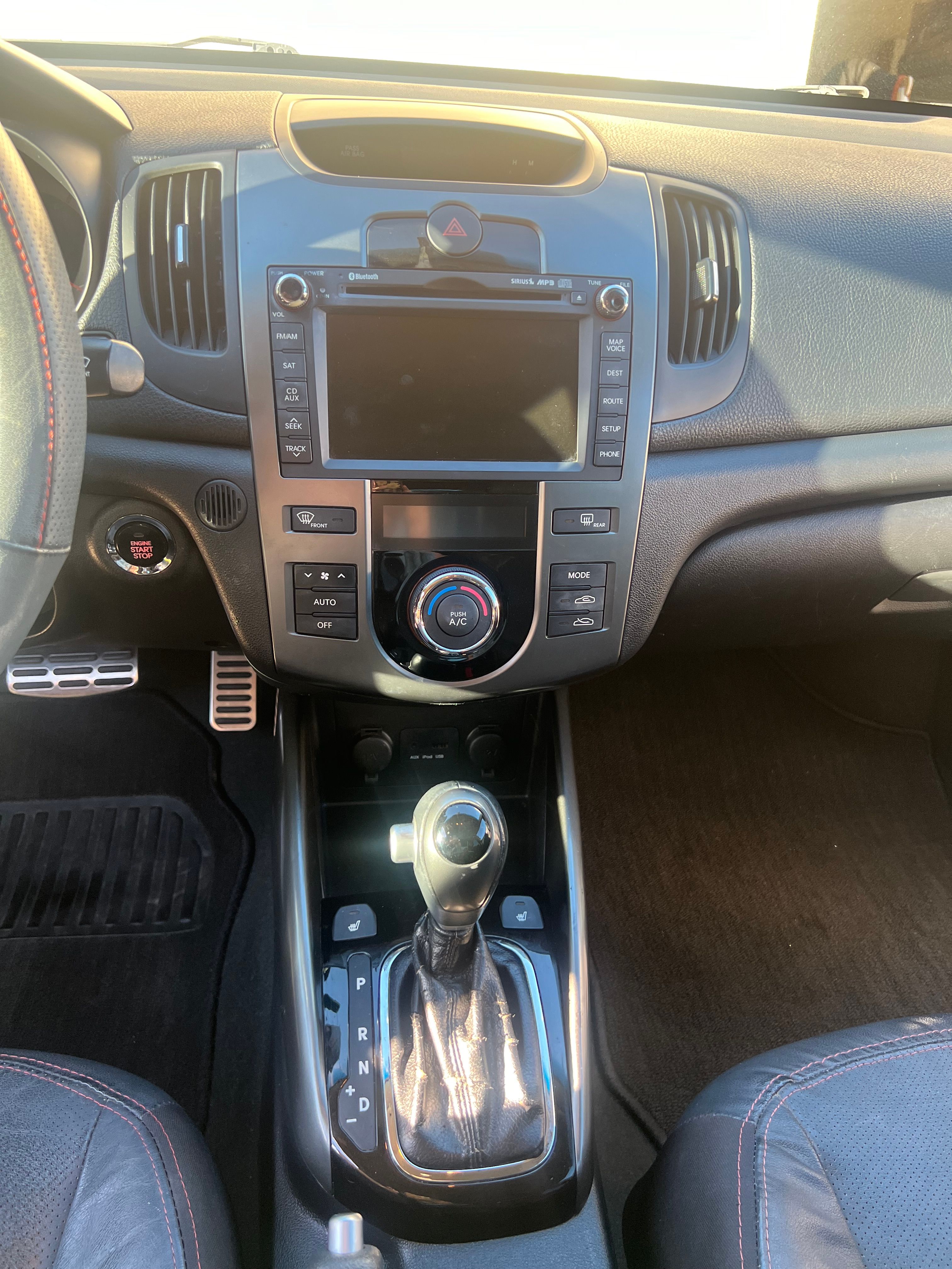 Used 2012 Kia Forte SX w/ Tech Pkg FWD image 14