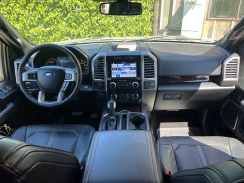 Used 2016 Ford F150 Platinum image 8