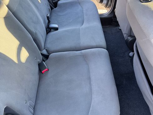 Used 2010 Honda Fit image 6