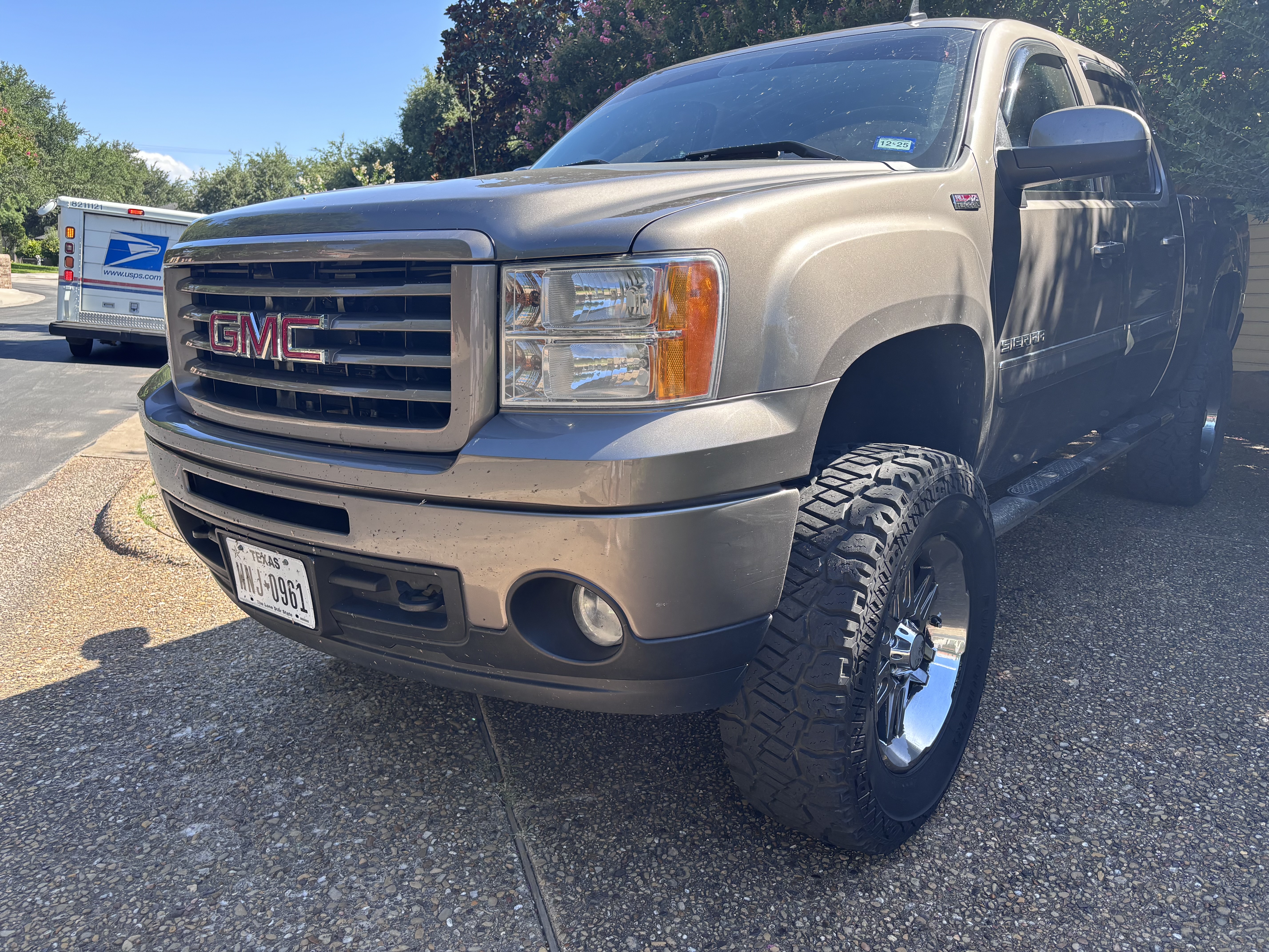 Used 2012 GMC Sierra 1500 SLT AWD/4WD image 2