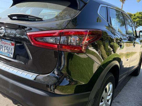 Used 2020 Nissan Rogue Sport S FWD image 6
