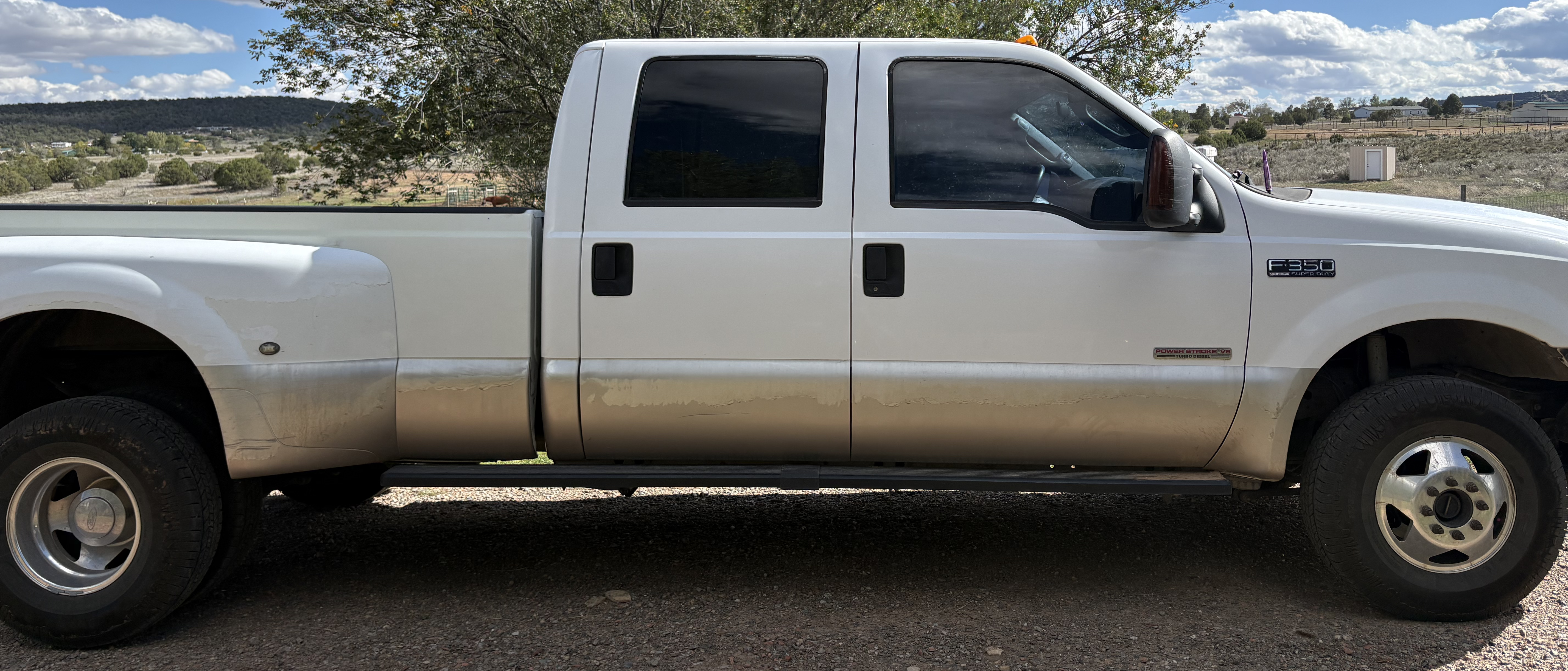 Used 2004 Ford F350 Lariat AWD/4WD image 10