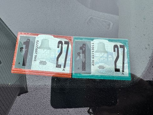 Used 2016 Toyota Highlander XLE image 32