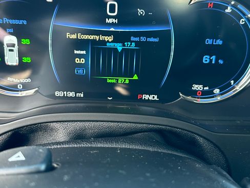 Used 2018 Cadillac Escalade Luxury image 14