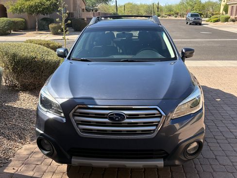 Used 2015 Subaru Outback 2.5i Limited AWD/4WD image 5