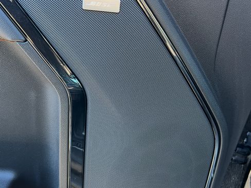 Used 2022 GMC Sierra 1500 AT4 AWD/4WD image 19