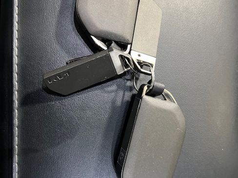 Used 2024 Kia Telluride SX Prestige w/ Towing Package image 27