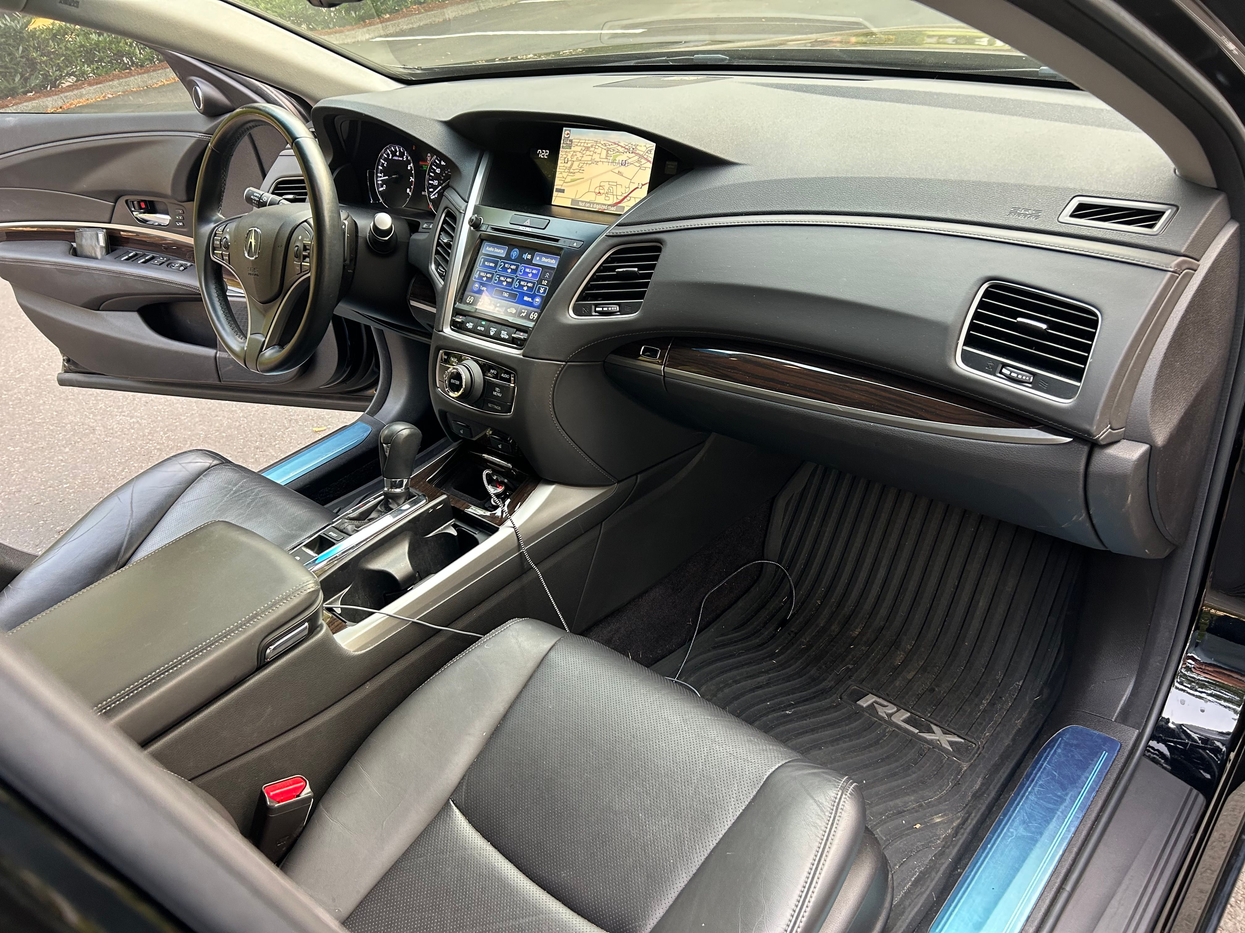 Used 2014 Acura RLX w/ Technology Package FWD image 12