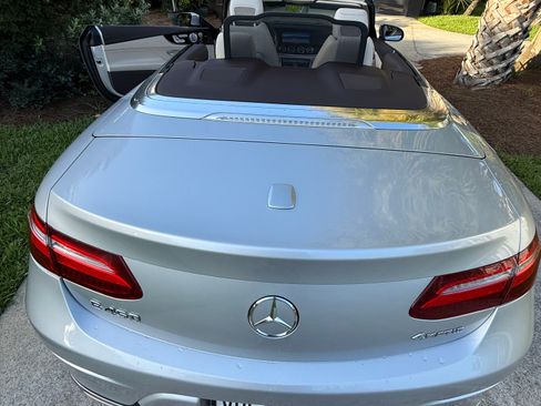 Used 2019 Mercedes-Benz E 450 4MATIC Cabriolet image 5