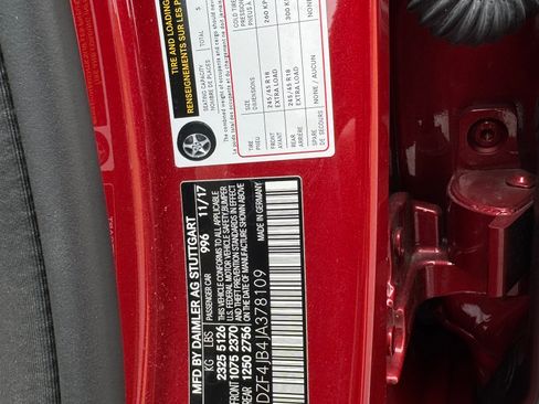 Used 2018 Mercedes-Benz E 300 image 31