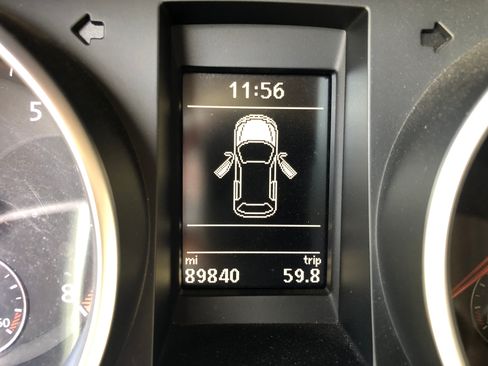 Used 2013 Volkswagen Golf 2-Door image 13