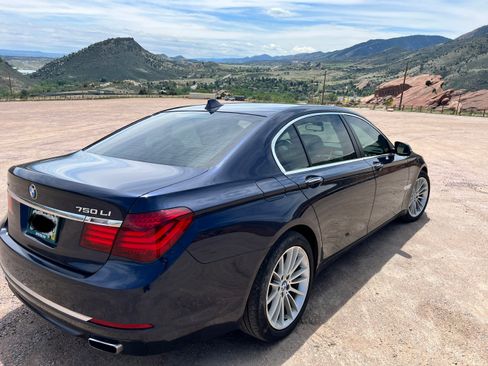 Used 2015 BMW 750Li xDrive AWD/4WD image 2