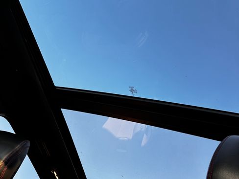 Used 2023 Ford Expedition Limited image 9