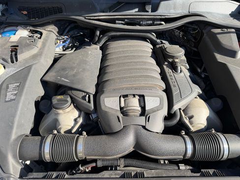 Used 2012 Porsche Cayenne S AWD/4WD image 11