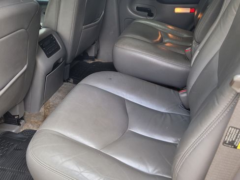 Used 2003 Chevrolet Tahoe LT image 10