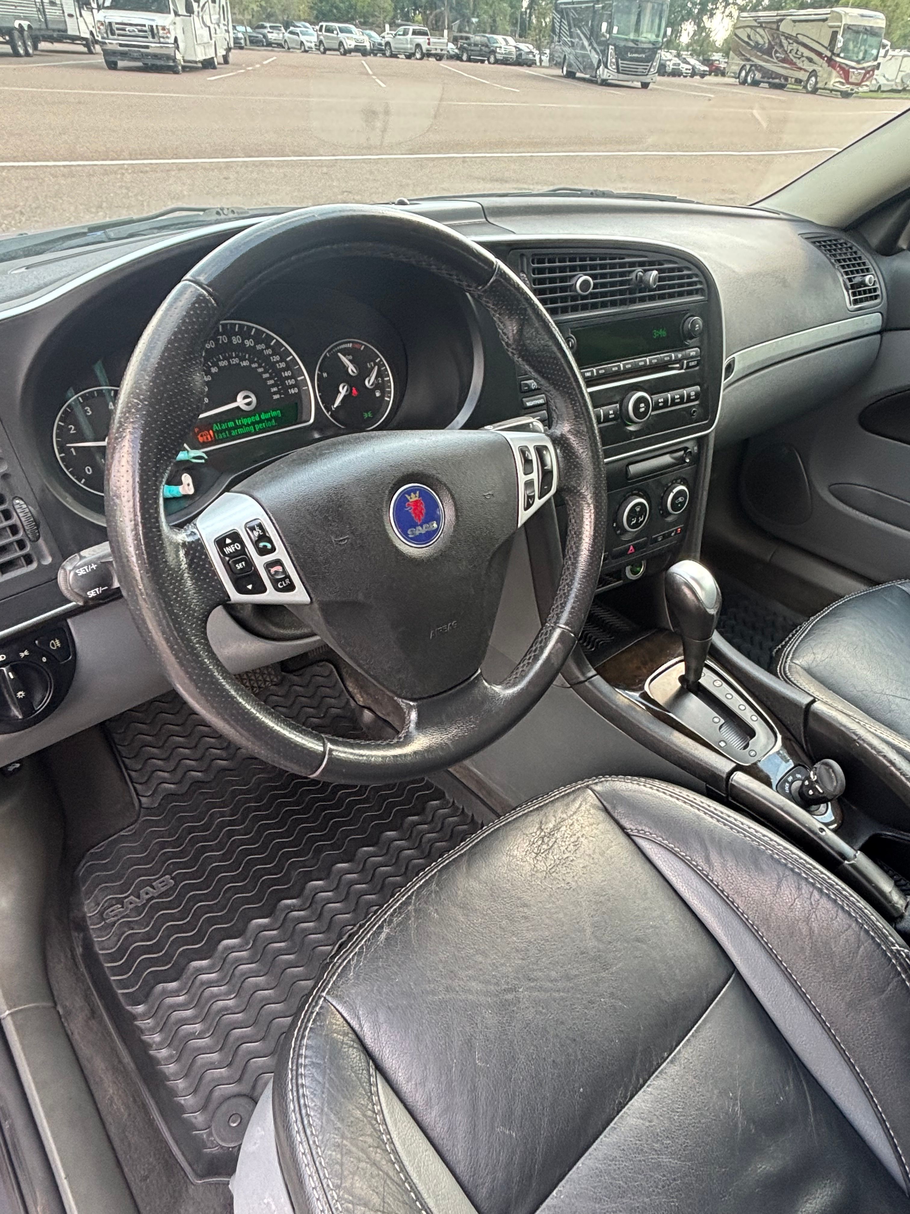 Used 2007 Saab 9-3 2.0T w/ Anniversary Pkg FWD image 12