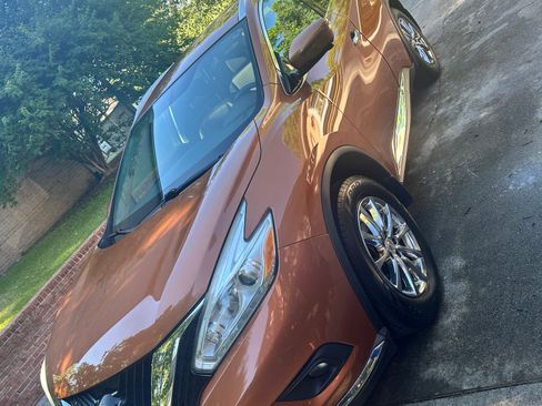 Used 2016 Nissan Murano SL AWD/4WD image 2