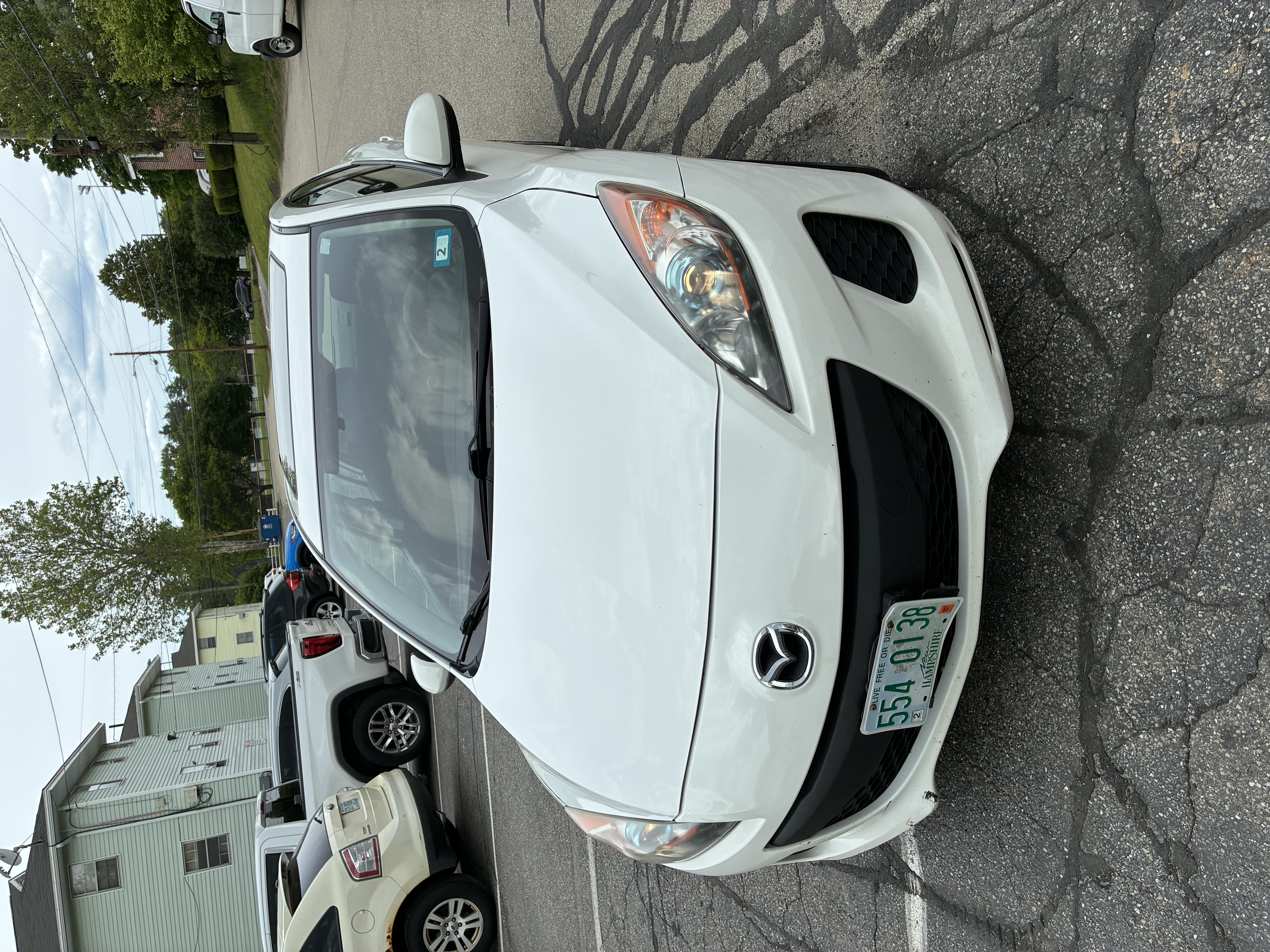 Used 2013 MAZDA MAZDA3 i Sport FWD image 1