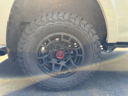 Used 2022 Toyota 4Runner TRD Pro AWD/4WD image 9