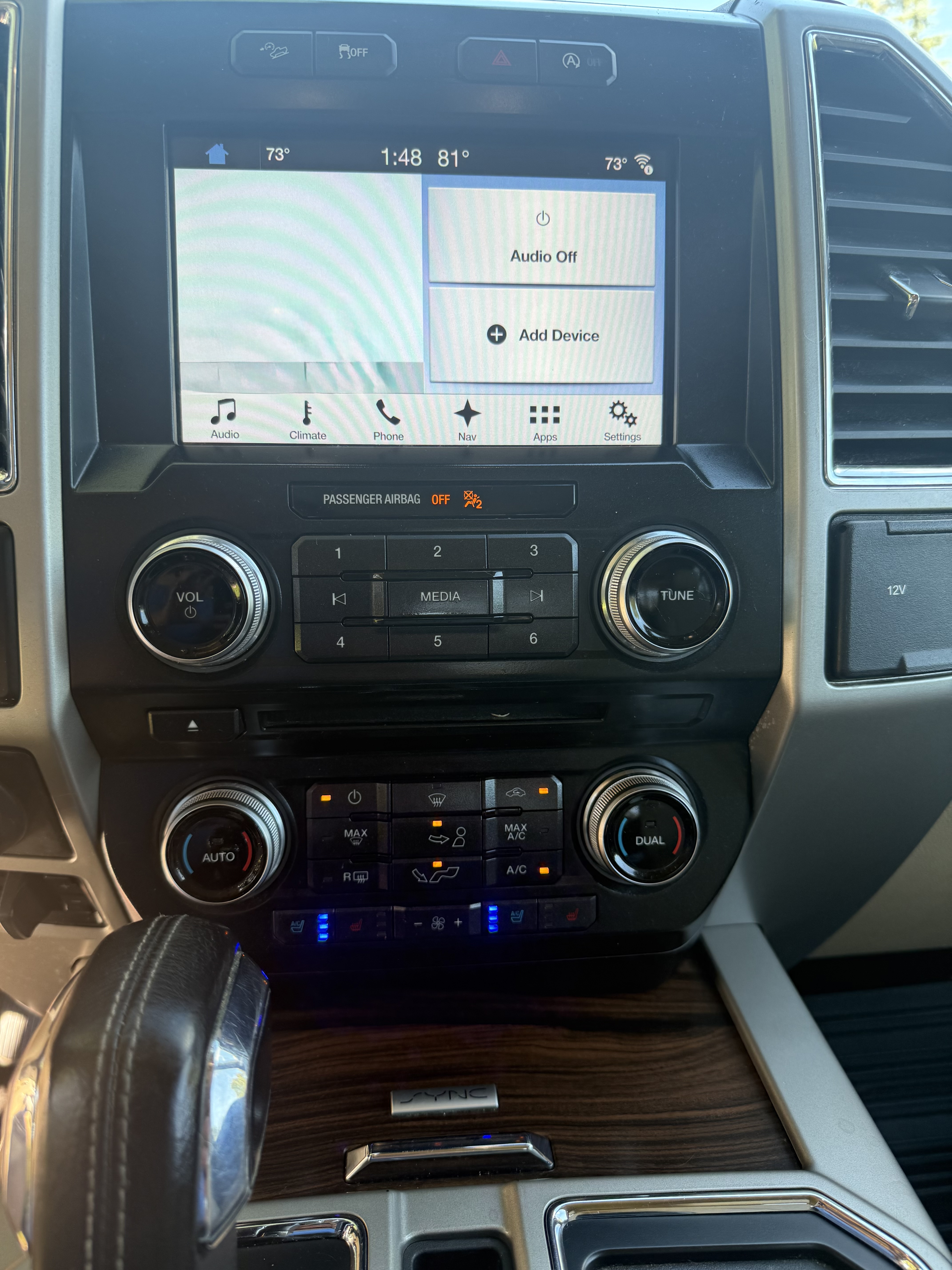 Used 2017 Ford F150 Lariat w/ Equipment Group 502A Luxury AWD/4WD image 23