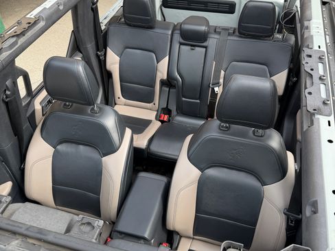 Used 2021 Ford Bronco Wildtrak image 17