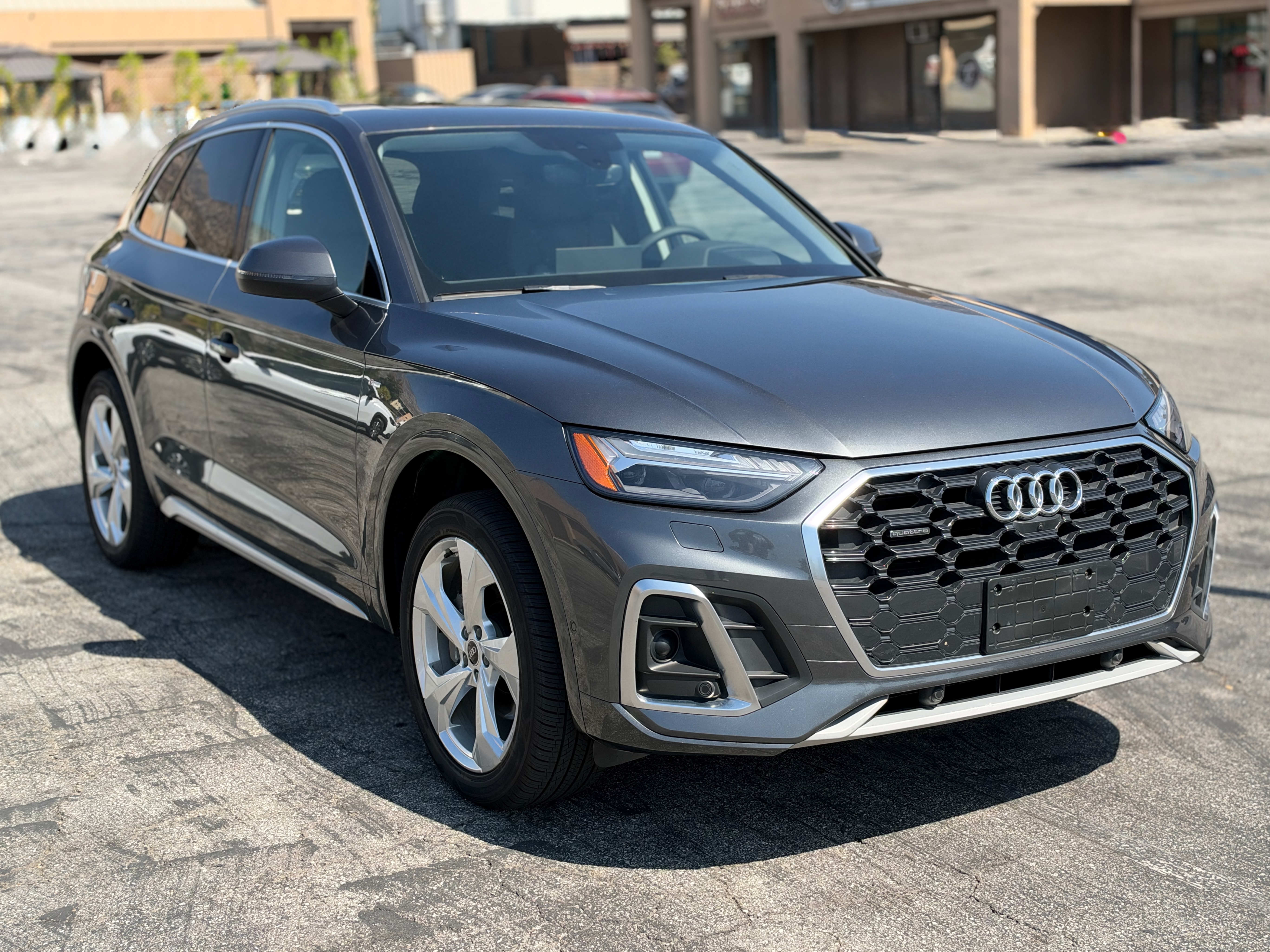 Used 2023 Audi Q5 2.0T Prestige w/ Prestige Package AWD/4WD image 1