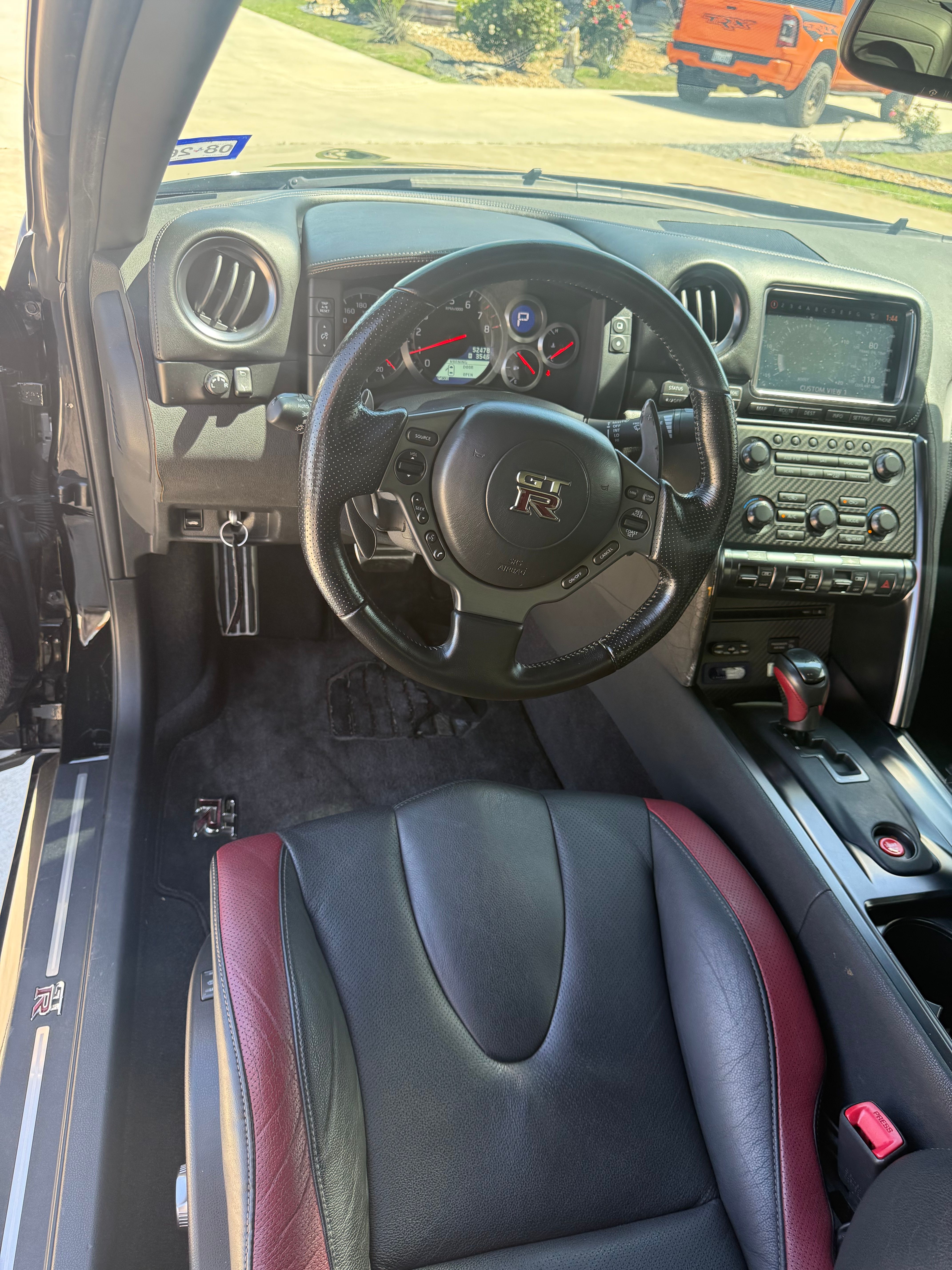 Used 2012 Nissan GT-R Black Edition AWD/4WD image 19