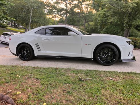 Used 2014 Chevrolet Camaro Z/28 image 6