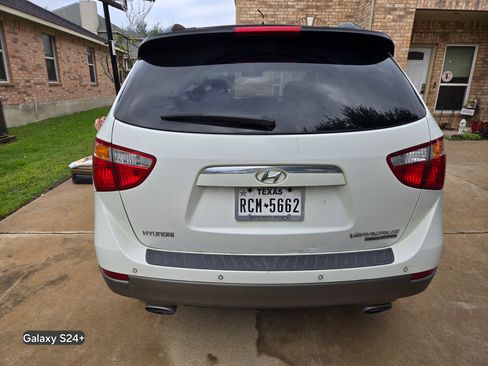 Used 2011 Hyundai Veracruz Limited image 18