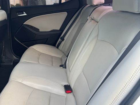 Used 2013 Kia Optima SX w/ Limited Pkg image 13