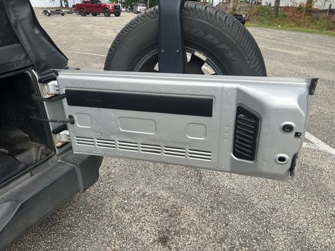 Used 2012 Jeep Wrangler Sport AWD/4WD image 28