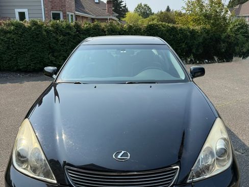 Used 2005 Lexus ES 330 w/ Preferred Accessory Pkg FWD image 4