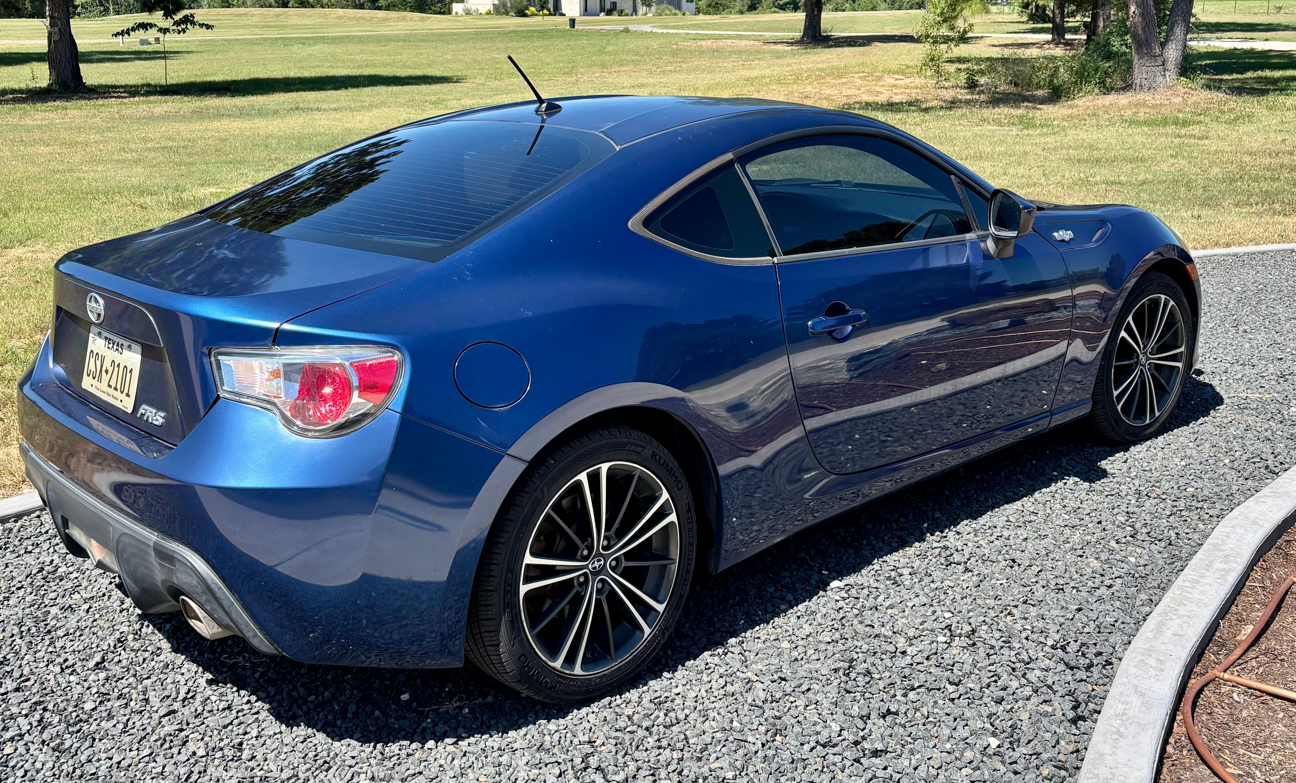 Used 2013 Scion FR-S RWD image 4