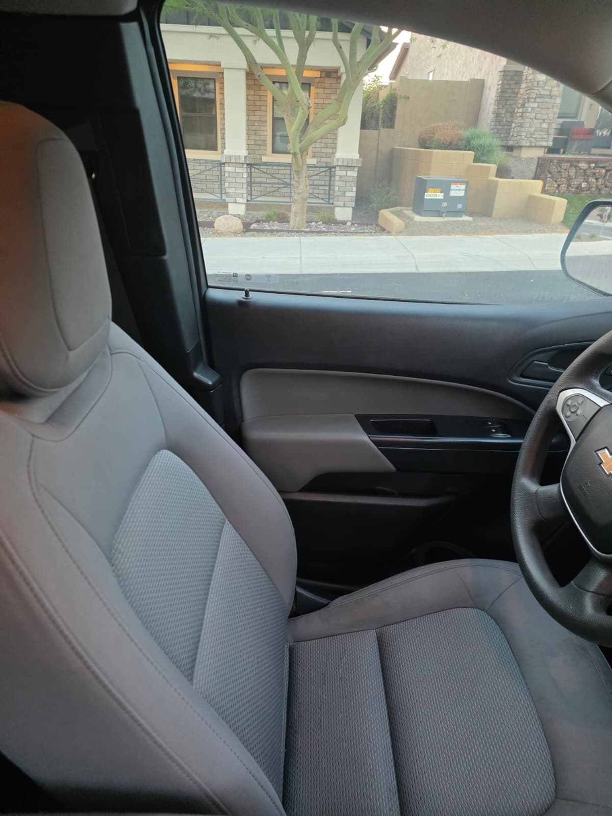 Used 2019 Chevrolet Colorado W/T w/ WT Convenience Package RWD image 4