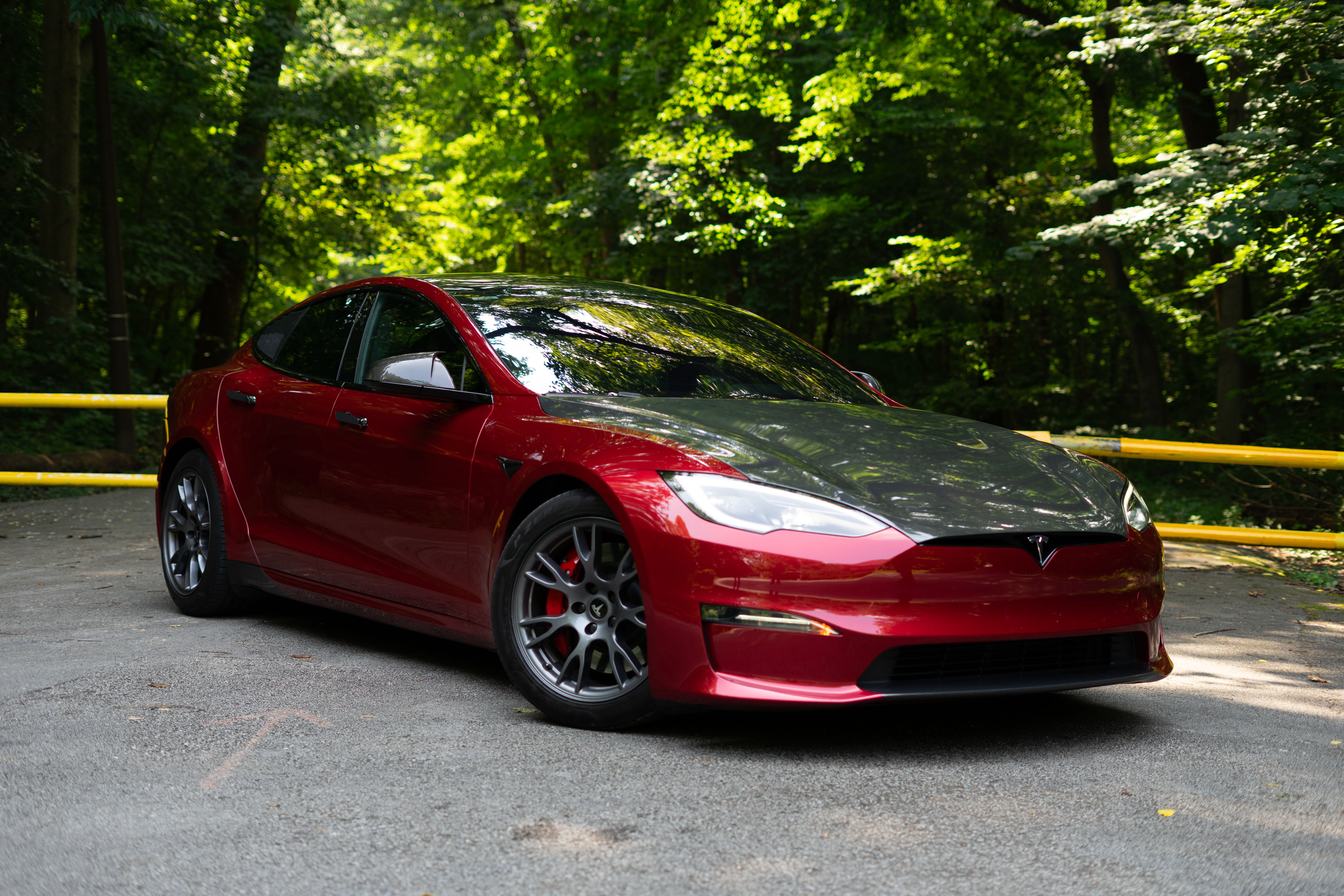 Used 2025 Tesla Model S Plaid AWD/4WD image 1
