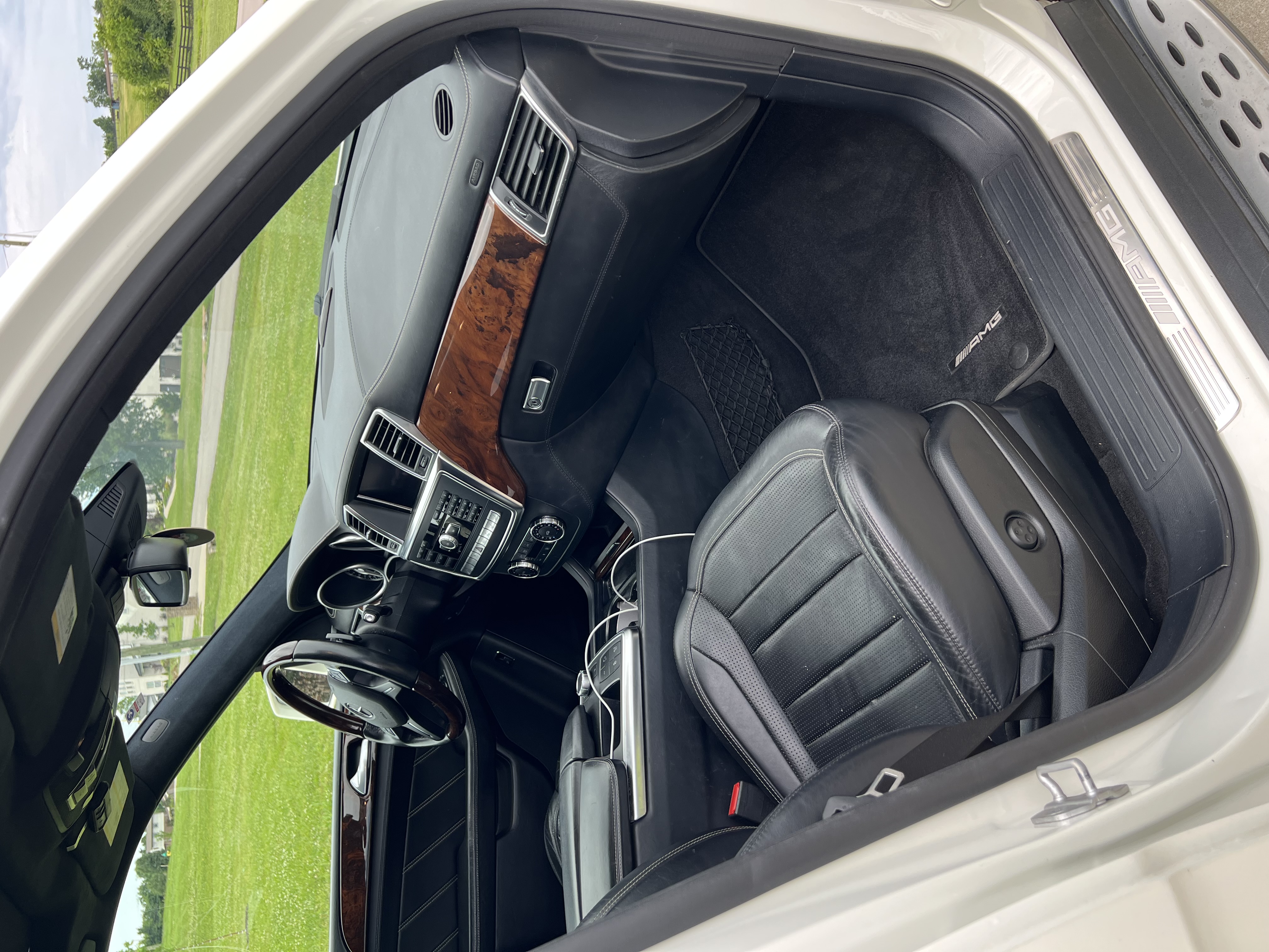 Used 2014 Mercedes-Benz ML 63 AMG 4MATIC image 11