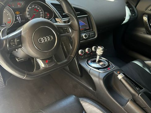 Used 2014 Audi R8 V8 image 10