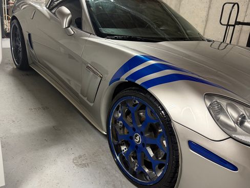 Used 2006 Chevrolet Corvette Coupe w/ Preferred Equipment Group RWD image 8