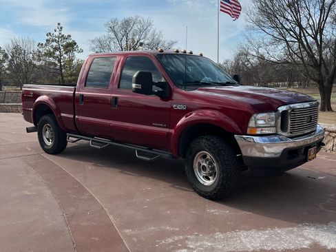 Used 2003 Ford F250 Lariat image 8