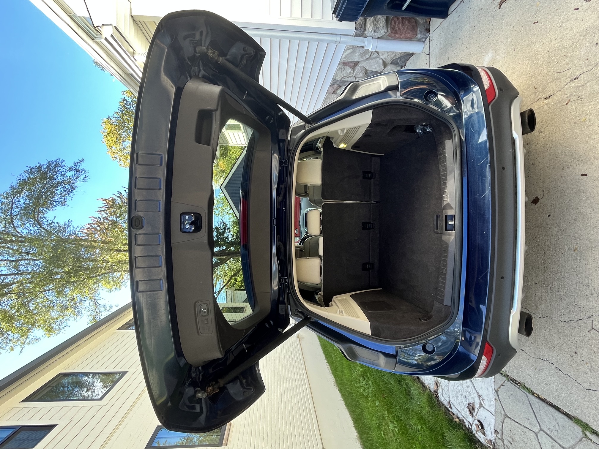 Used 2017 Lincoln MKC Select FWD image 9