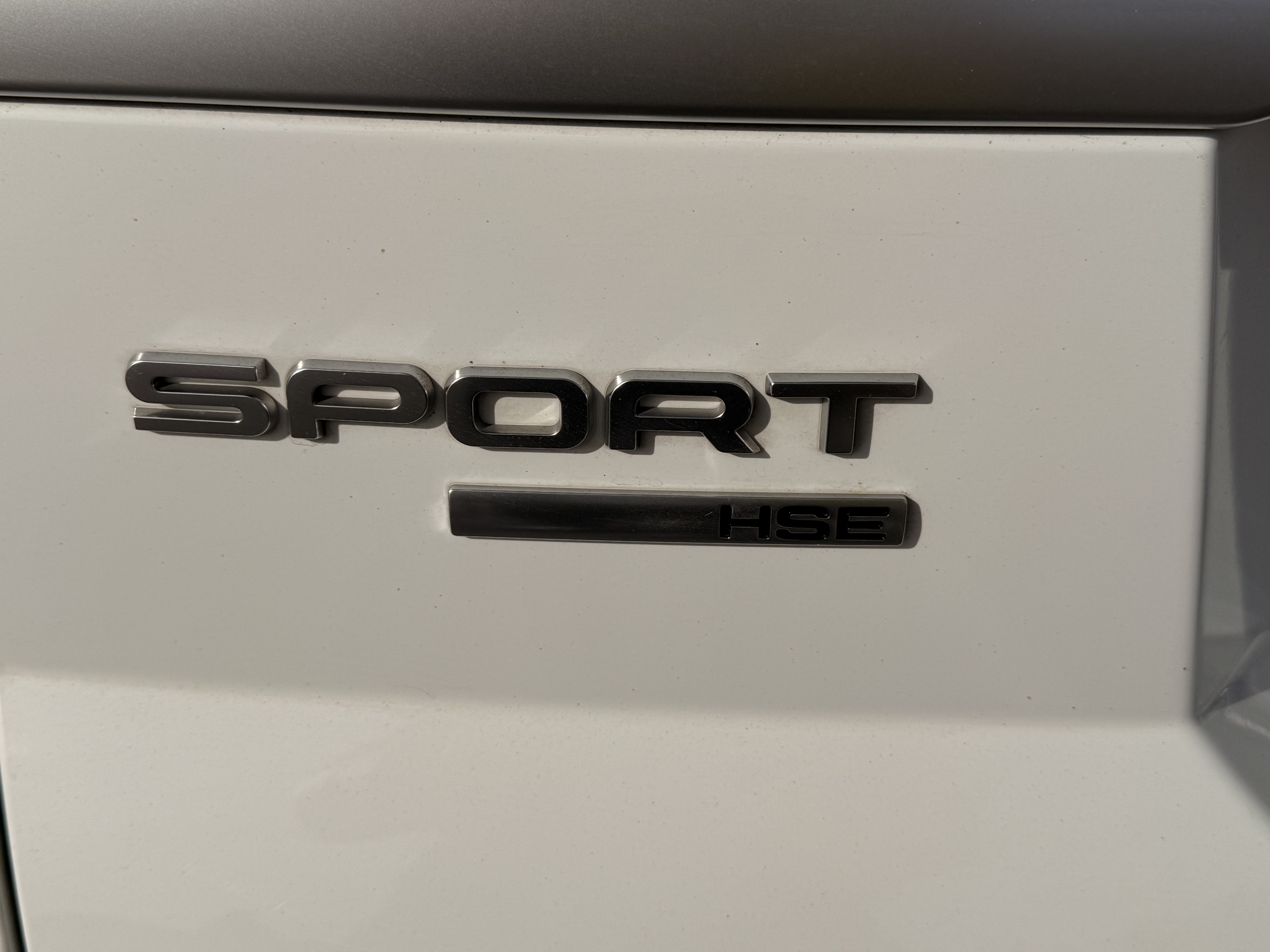 Used 2016 Land Rover Range Rover Sport HSE AWD/4WD image 14