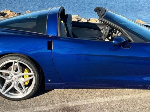 Used 2006 Chevrolet Corvette Coupe w/ Preferred Equipment Group image 29